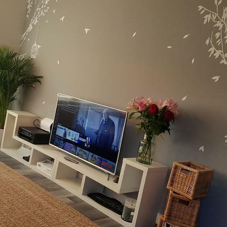 Апартаменты New Contemporary Flat Minutes From Airport & Nec Marston Green Экстерьер фото